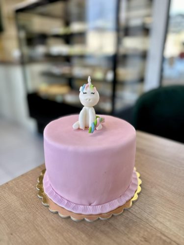 Unikornis lányos gyerektorta