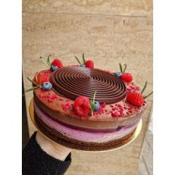 Erdei gyümölcs-csokoládé torta