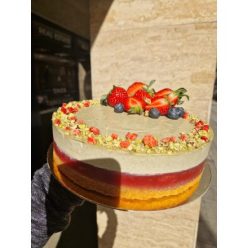 Pisztáciás-epres mousse torta